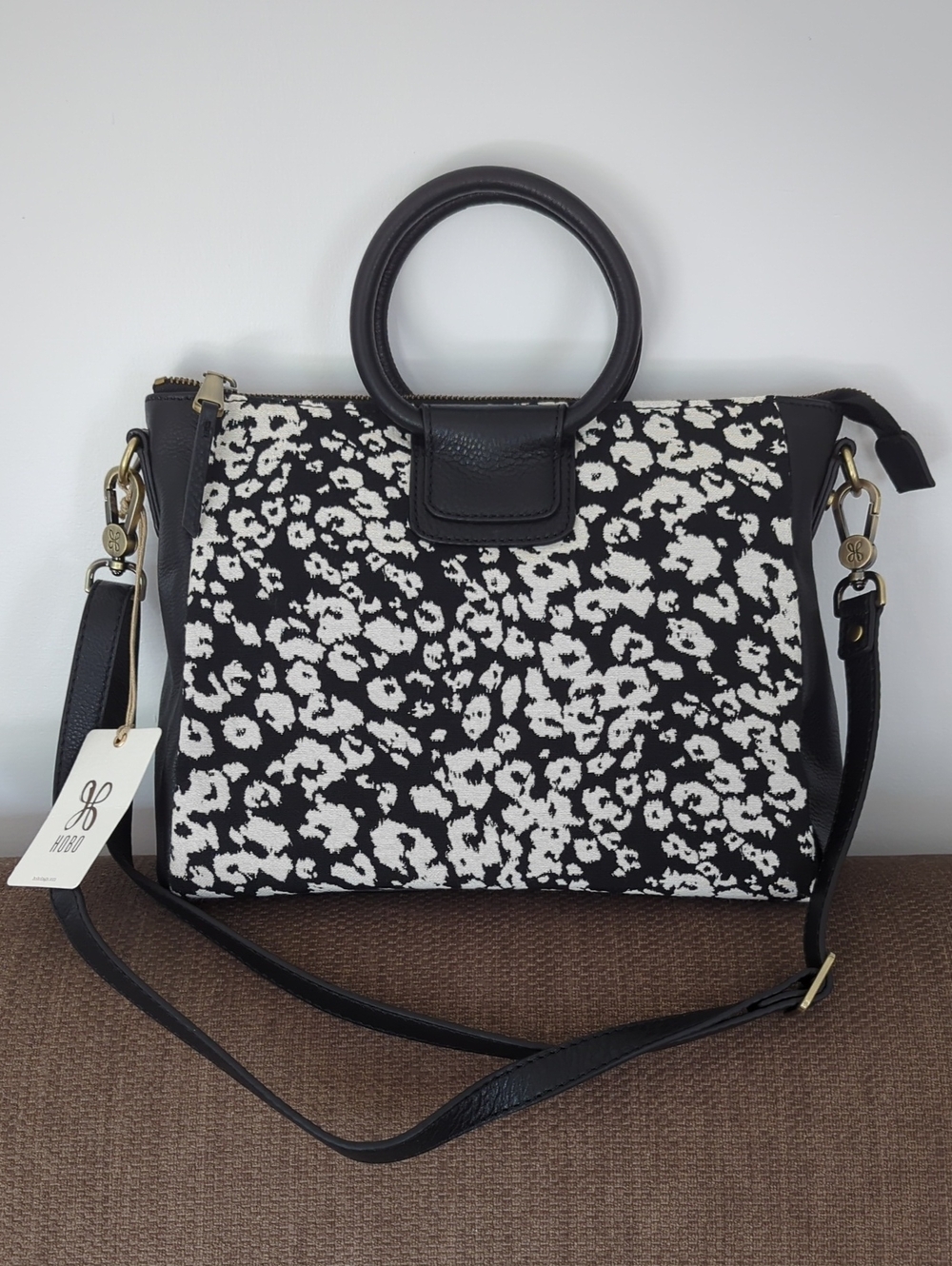 NWT Hobo Sheila Medium Satchel Crossbody